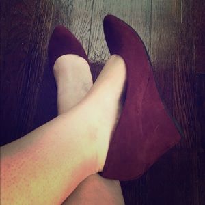 Almond Toe Burgundy Wedges